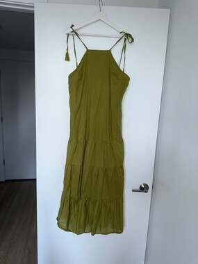 Review Size L Olive Green Tiered Halter Midi Dress